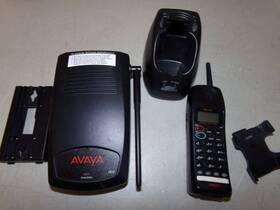 700305105 Avaya 3810 Cordless Handset With Matching Base No Power Supplies 700305105 Avaya 3810 Cordless Handset With Matching Base No Power Supplies