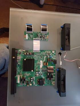43agh Hisense Mainboard Logic Board Wifi Antanna And Power Button. Model #