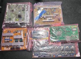 Jd-cpt-370wa03 Isscx Lot Of Tv Components V183-xxxa Main Boards Power Supply