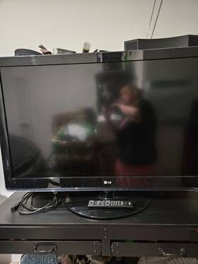 Lg47lhh40 Lg 47 Inch Hdtv 2009 Model