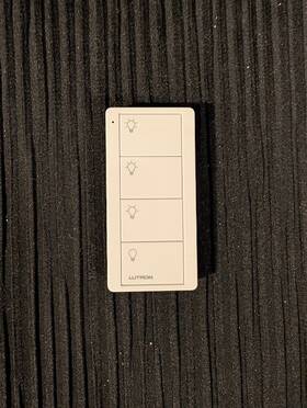Pj2-4b-tbi-l31 Lutron Pj2-4b-tmn-l31 Pico Biscuit Light Scene Wireless Control White - Used