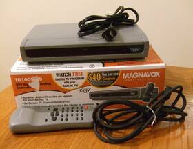 Tb100mg9 Magnavox Digital To Analog Converter Box With Remote And Cable