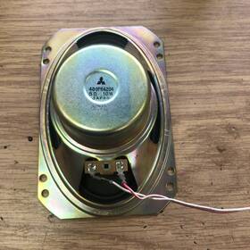 480p64204 Mitsubishi Mitsubishi- Speaker 8 Ohm 10 Watt. Oval. 6x4