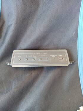 Bl4300f01011-2 Onn Bl4300f010112 32-in Tv