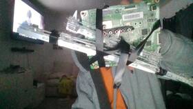 Un5utu7000fxca Samsung 024290902226 Main Board And Light Strips