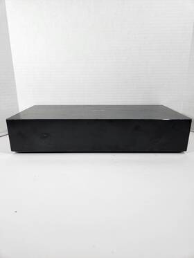 Bn44-00773a Samsung Bn4400773a One Connect Box No Cables Or Remote. Broken Won T Turn On