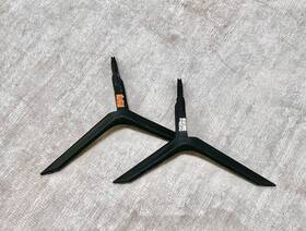 Bn63-18712x001 Samsung Bn6318711x001 Tv Stand Legs / Feet Set Bn63-18711x001 And 60 Inch -65