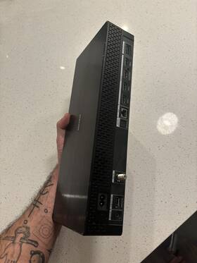 Bn96-46950m Samsung Bn9646950m One Connect Box No Power Supply - Black Bn96-46950m Samsung Bn9646950m One Connect Box No Power Supply - Black