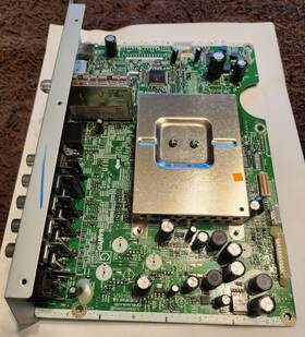 1lg4b10y03000 Sanyo Tv Main Board Model Df26649 From Set With Broken Screen
