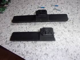 Rsag8.078.7104 Toshiba 32v35mu 43v35mu 32v35kc 43v35kc Stand Legs With Screws One Is Broken