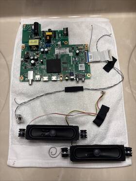 3632-3192-0395 Vizio D32h-f0 Main Board Speakers Power Button Serial Lausvmlv Tested