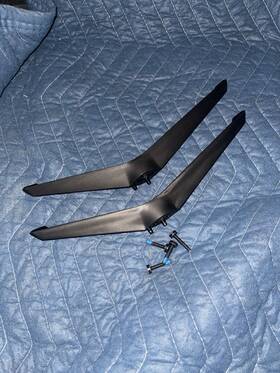 V4k55m-0801 Vizio P34t3653 M55q6-j01 V555m-k01 Tv Stand Legs With Screws - Used