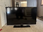 Samsung LN46B640R3F 1080P Lcd Hdtv W/ Stand & Remote Works Great. Fixed Price $70.00.
