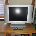 Philips Lcd Hd Tv Flat Model 17PF8946/37 17" Gaming W/ Remote. Fixed Price $54.99.
